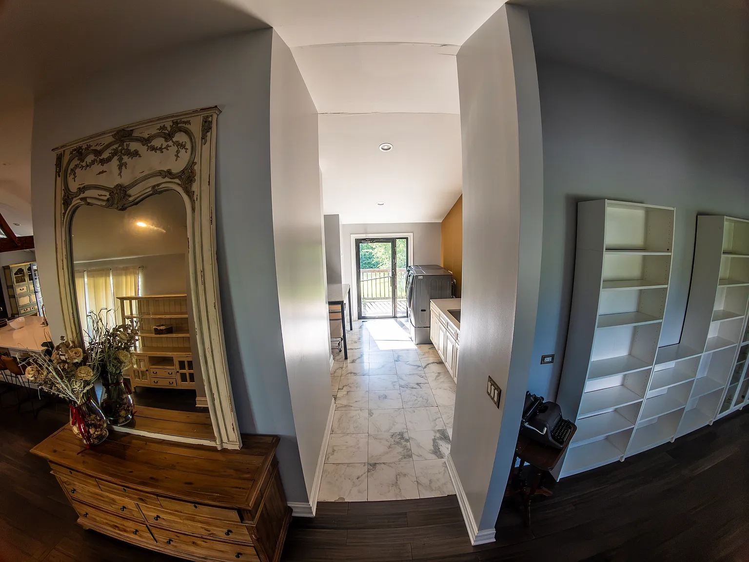 Roslyn Rd, Oak Brook — Photo 4