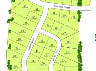 1651 Founders St #22, Neenah, WI 54956