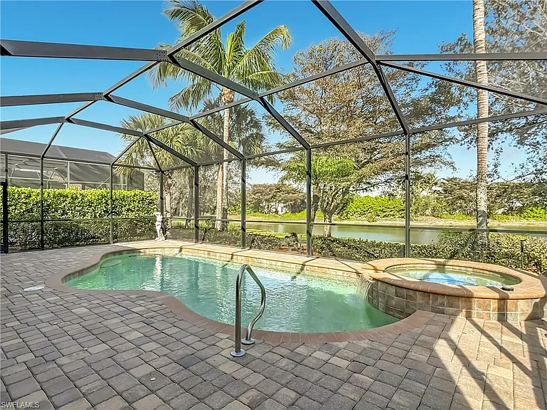 9250 Veneto Pl — Photo 46