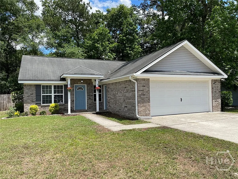 119 Mustang Dr — Photo 2