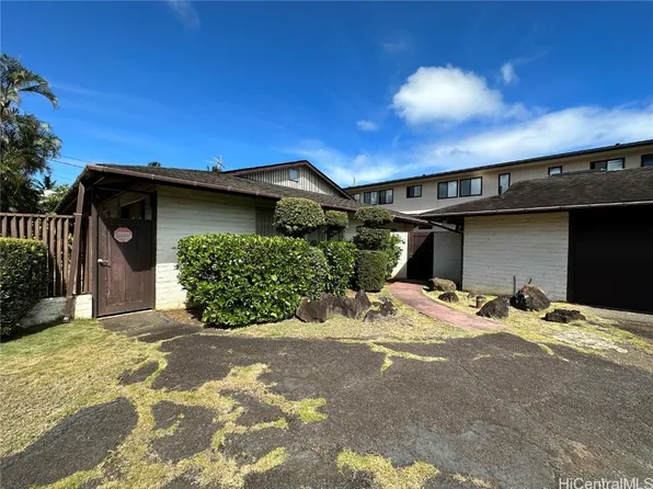 1063 Makaiwa St, Honolulu, HI 96816