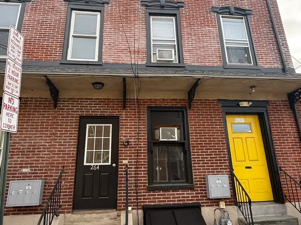 264 Walnut St, Phoenixville, PA