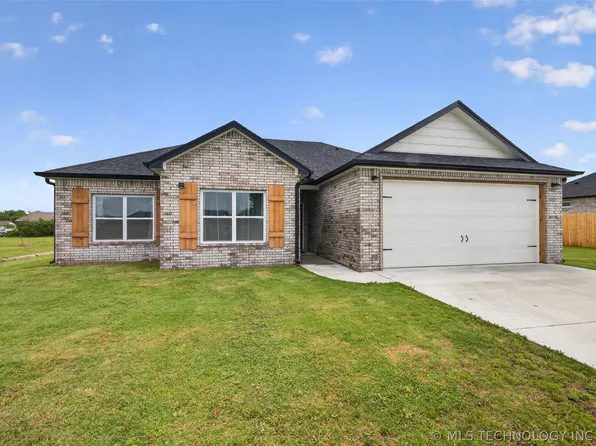 5825 Bluestem Way, Chelsea, OK 74016
