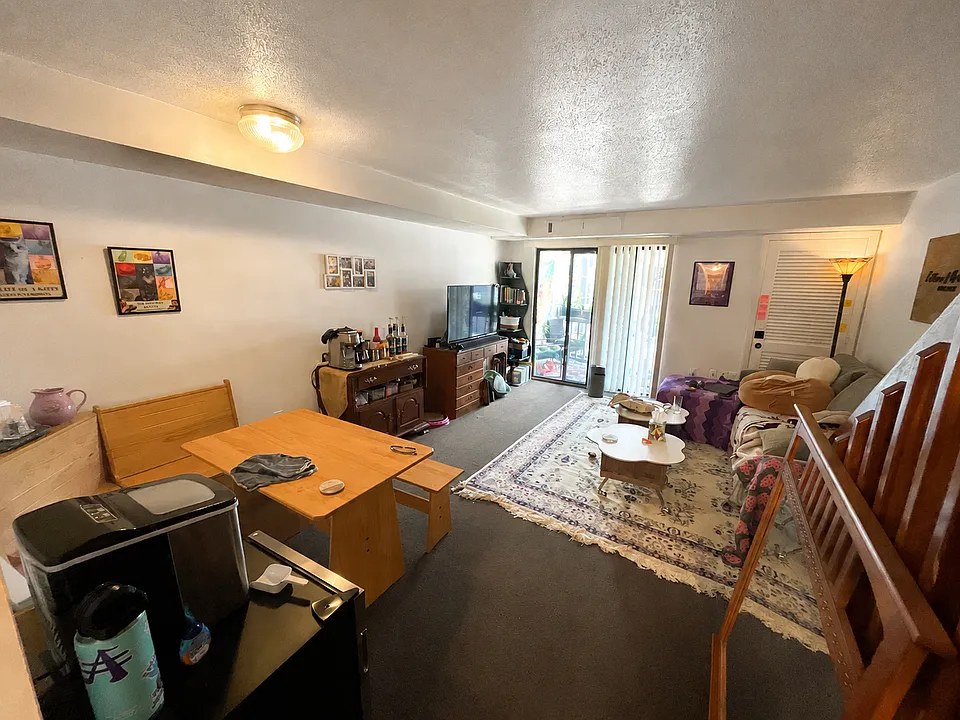 72 Euston Rd #302