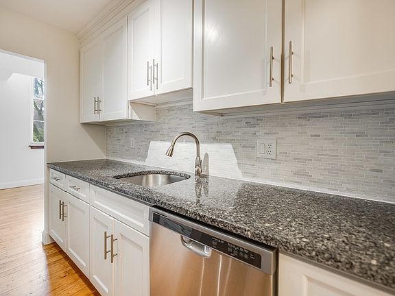 2nd image of 20-30 Daniels St #215