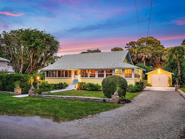 12165 SE Nassau Street, Hobe Sound, FL 33455