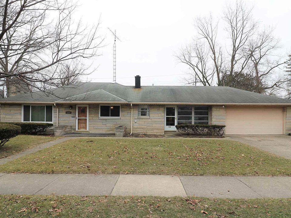 1st image of 234 S Ironwood Dr