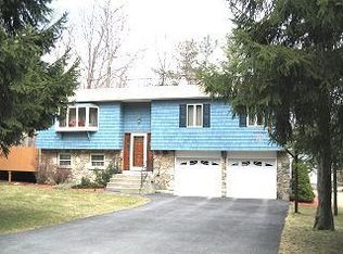 22 Hunt Rd, Carmel, NY 10512