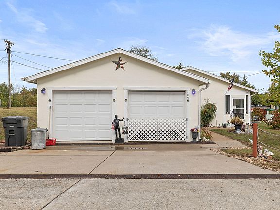 2nd image of 109 Fritts Way