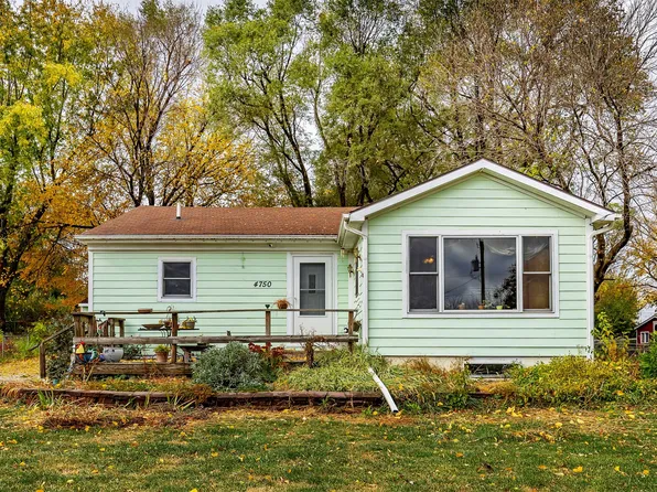 4750 NE 30th St, Des Moines, IA 50317
