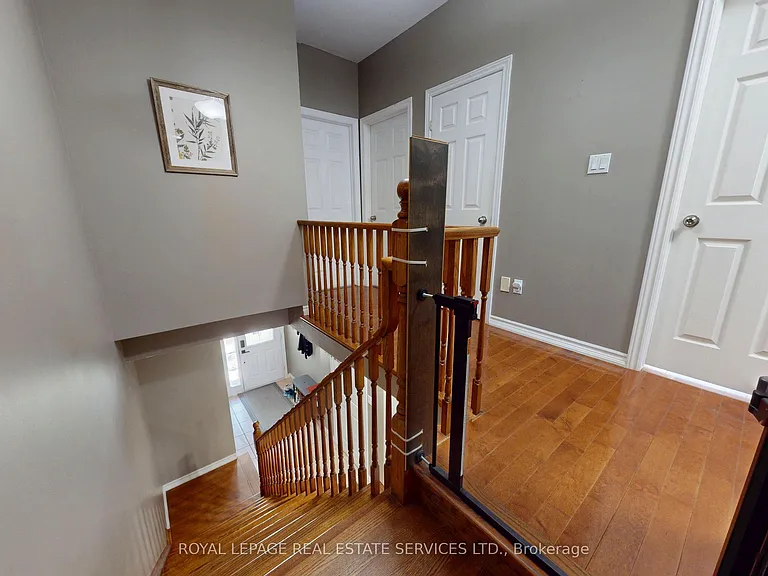 65 Morwick Dr — Photo 16