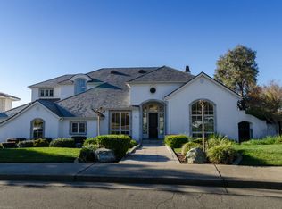 980 River Bend Rd, Redding, CA 96003