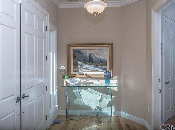 3rd image of 44641 Riverbend Ct