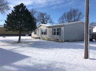 207 E Walnut St, Orrick, MO 64077