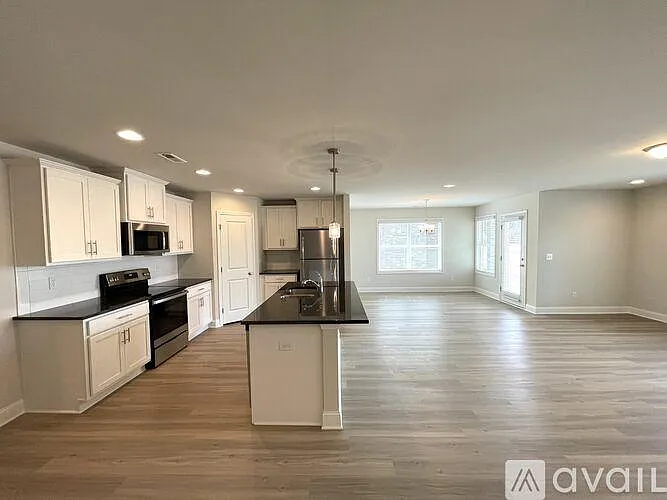 12885 Tallulah Dr — Photo 14