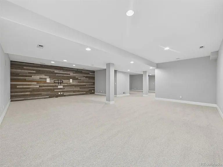 11672 E Berry Ave — Photo 38