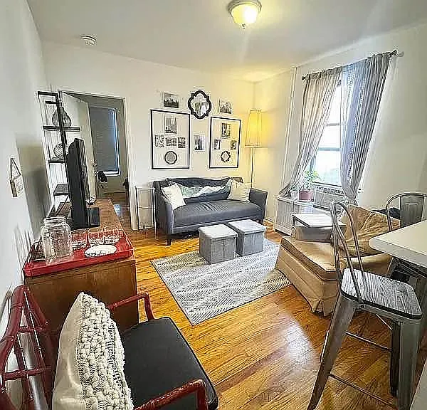 433 E 75th St #6 — Photo 1