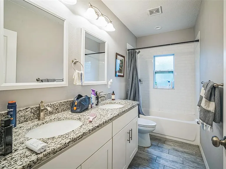 3610 N Tampa St — Photo 25
