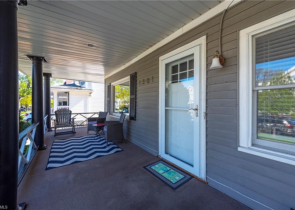 1301 Saint Charles Ave, Lakewood, OH 44107 Zillow