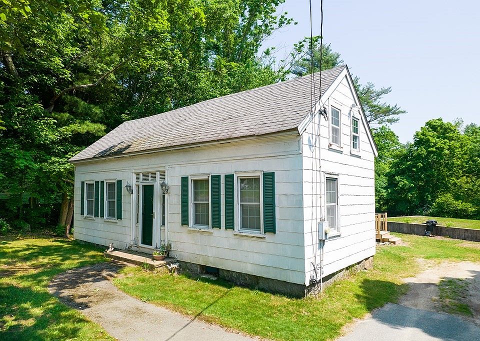 175 Plymouth St, Carver, MA 02330 Zillow