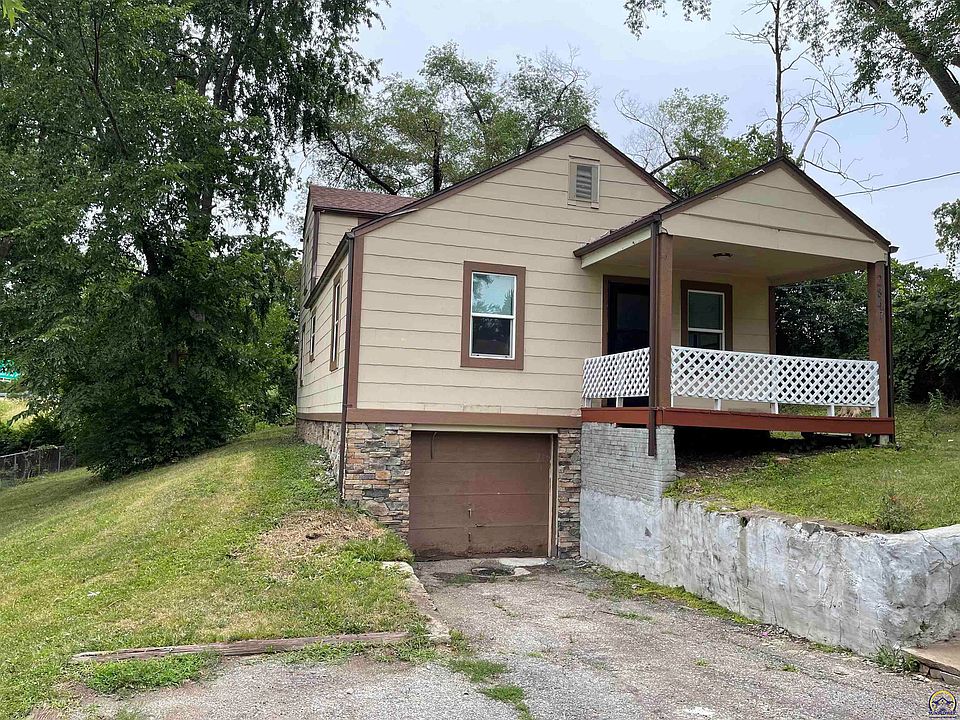 1st image of 2847 N 41st St