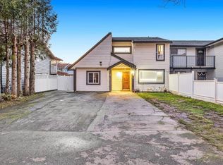 7295 130a St, Surrey, BC V3W 6E9