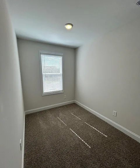 125 Favre St — Photo 8