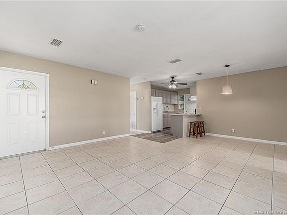 3rd image of 3101 SE Morningside Blvd