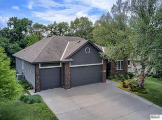 19905 Chicago St, Elkhorn, NE 68022