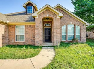 922 Randall Rd, Weatherford, TX 76087