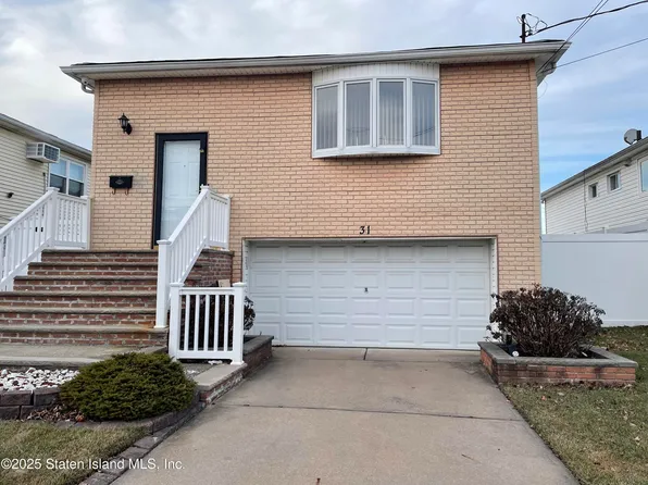 31 Brandis Ave, Staten Island, NY 10312