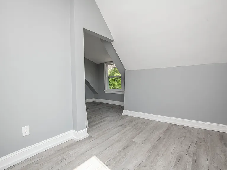 117 E Glenwood Ave #2 — Photo 23