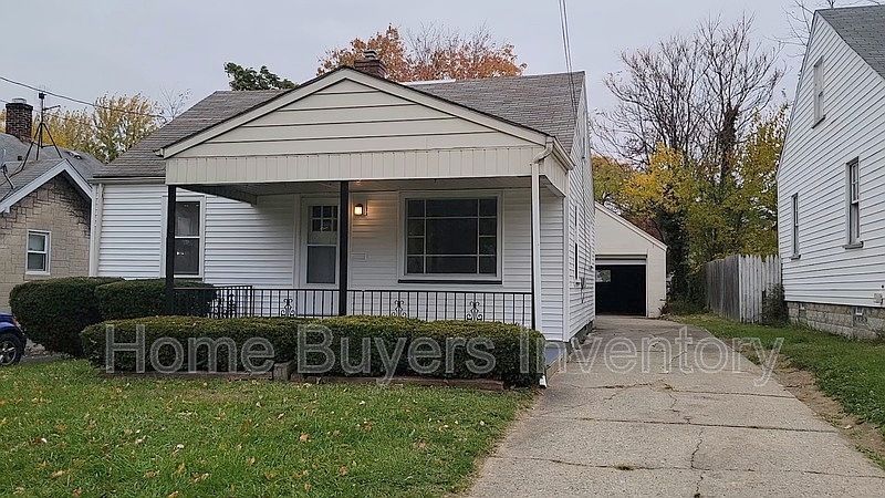 1st image of 236 Hilton Ave
