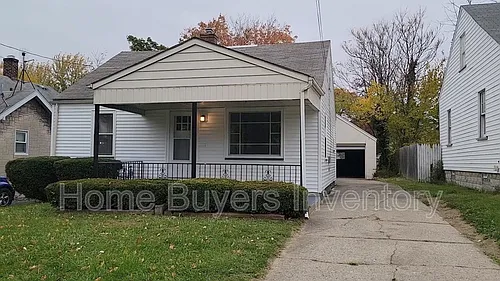 236 Hilton Ave Photo 1