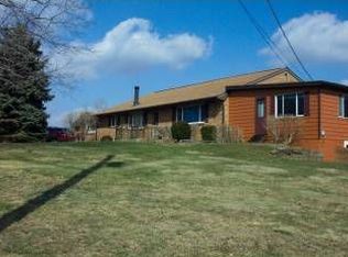 126 Csonka Dr, Georgetown, PA 15043