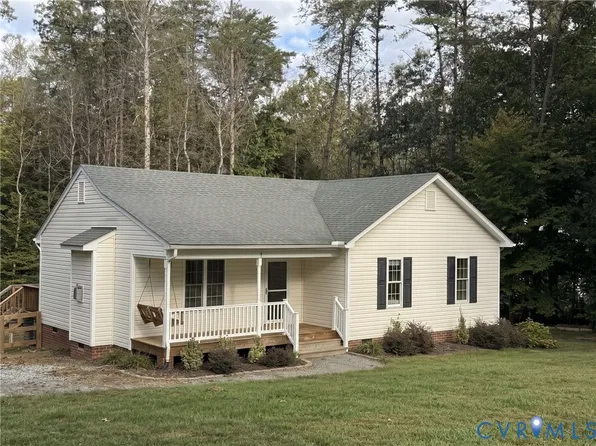 444 Tillar Ln, Mineral, VA 23117