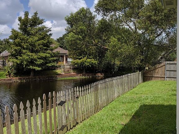 5th image of 105 Cattail Pointe Dr