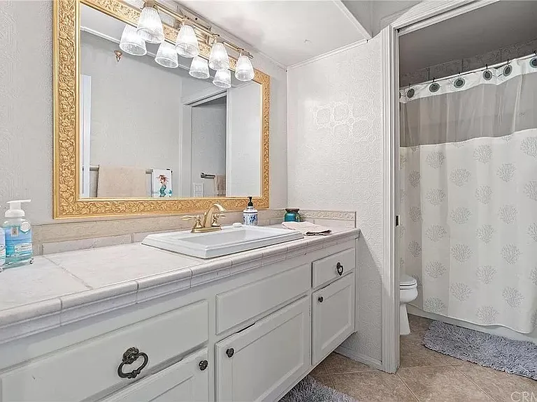 17481 Fairhope Ct — Photo 9