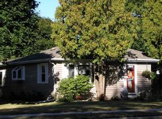 2005 Vinland Rd, Oshkosh, WI 54901