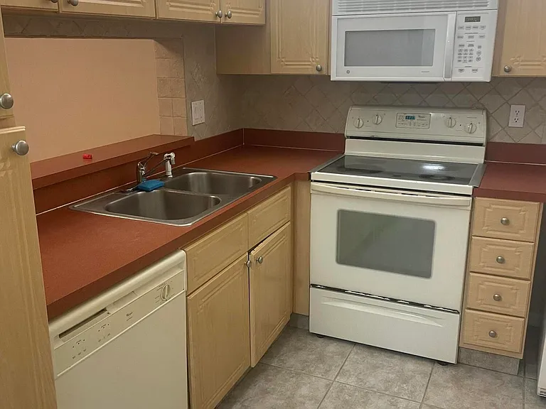 8820 Royal Palm Blvd #209 — Photo 8