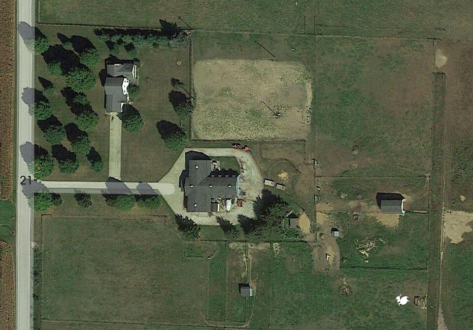 2nd image of 68164 County Road 21
