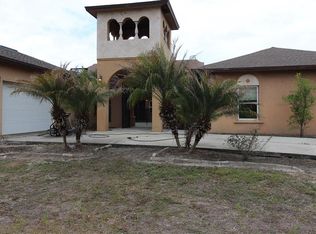 1295 Settlers Loop, Geneva, FL 32732