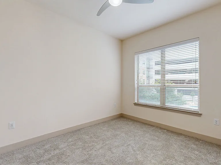 The Flats at Palisades — Photo 94