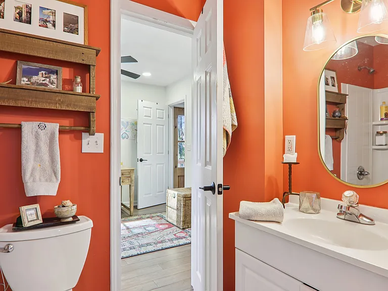 14 Lamplighter Ln — Photo 11