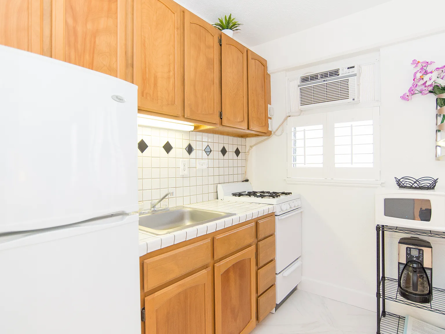 235 Liliuokalani Ave — Photo 4
