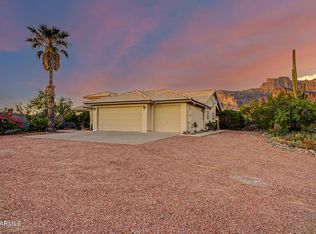 5674 E 3RD Avenue, Apache Junction, AZ 85119