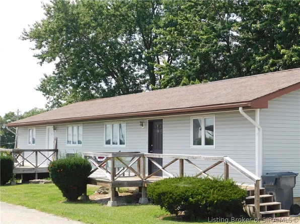 10 Campbell Court, Salem, IN 47167
