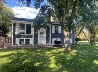 448 E Birch Dr, Glenwood, IL