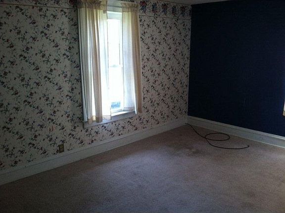5th image of 551 Ellicott Ct
