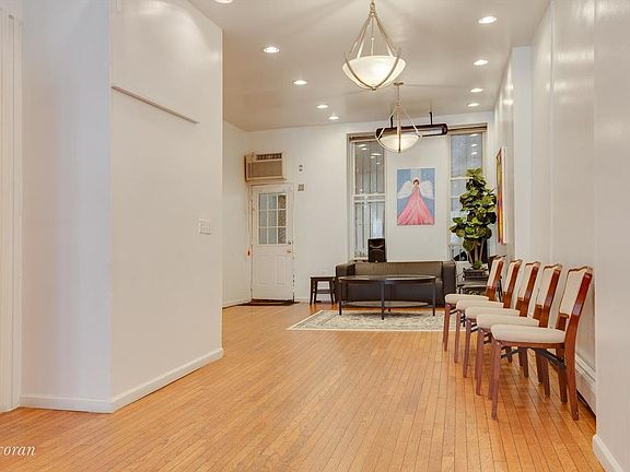 2nd image of 350 Tompkins Ave